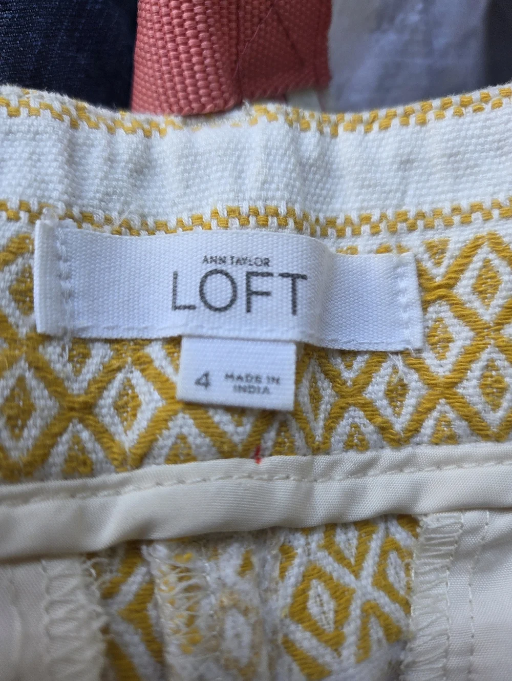 LOFT Yellow‎ And White Patterned Shorts